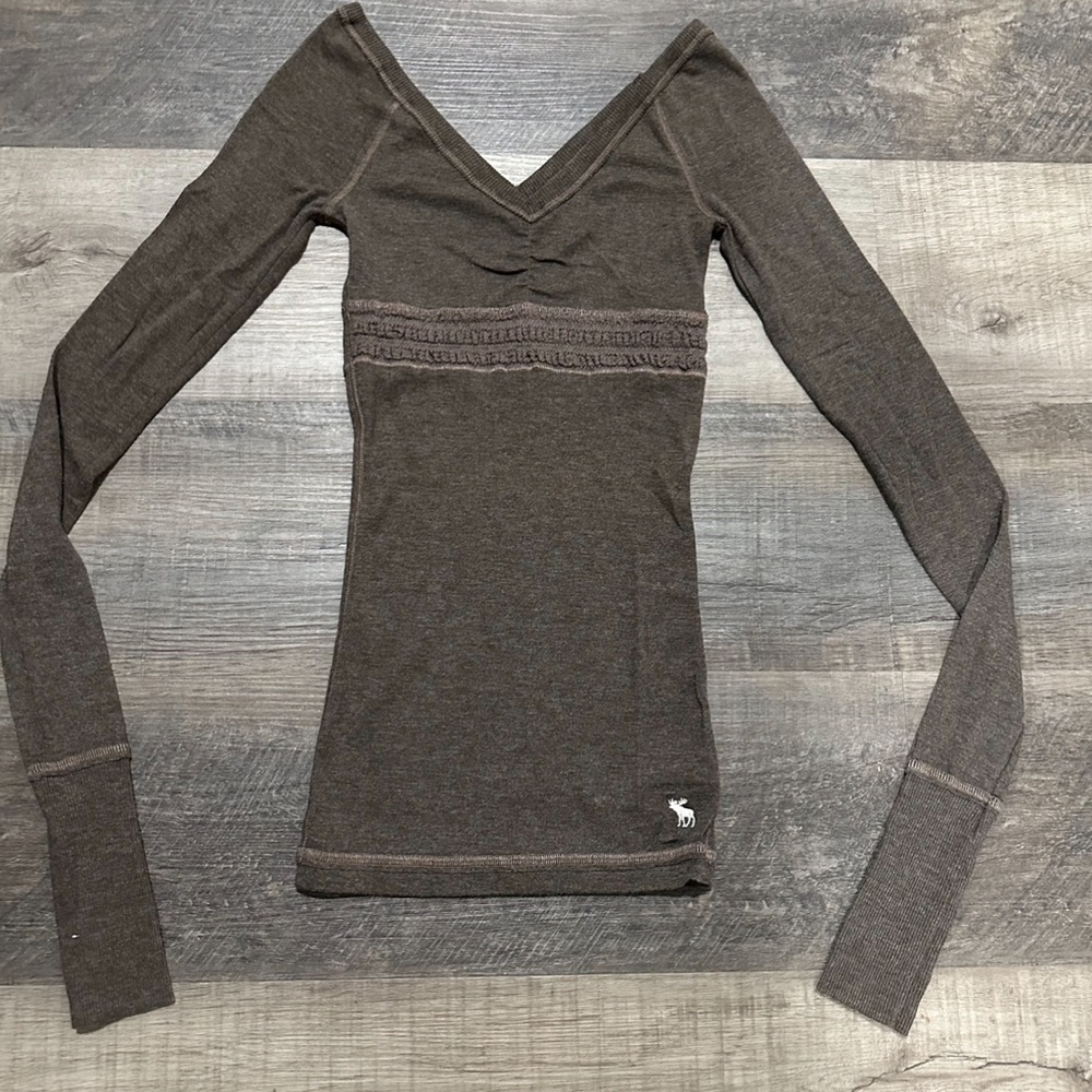 Abercrombie and Fitch Vintage Girls  brown color tops - Picture 3 of 11